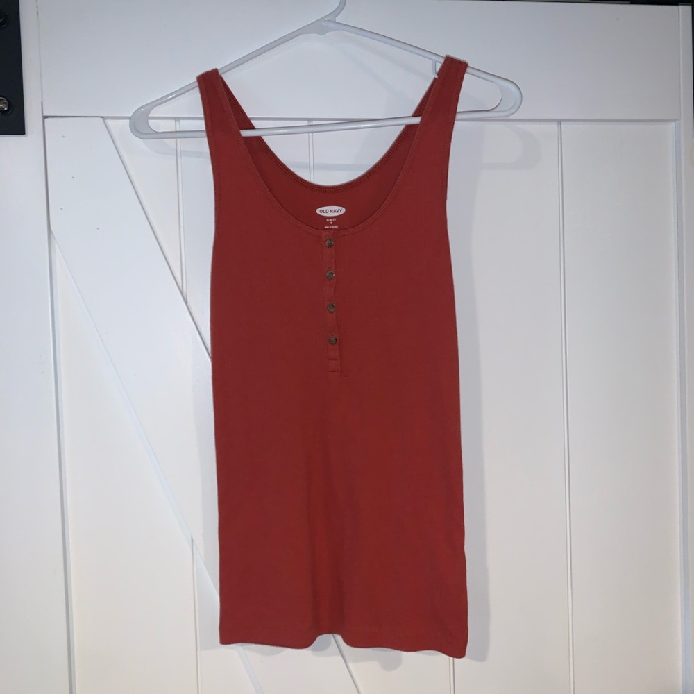 2 Womens Tank Tops